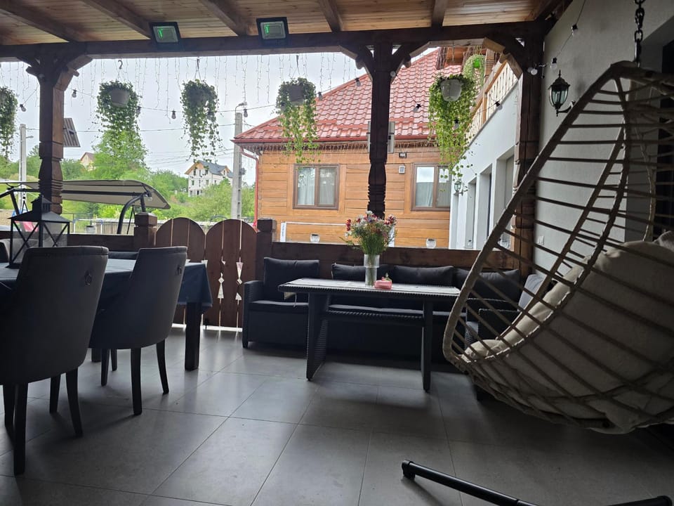 Casa de lângă pădure Bed and Breakfast in Romania