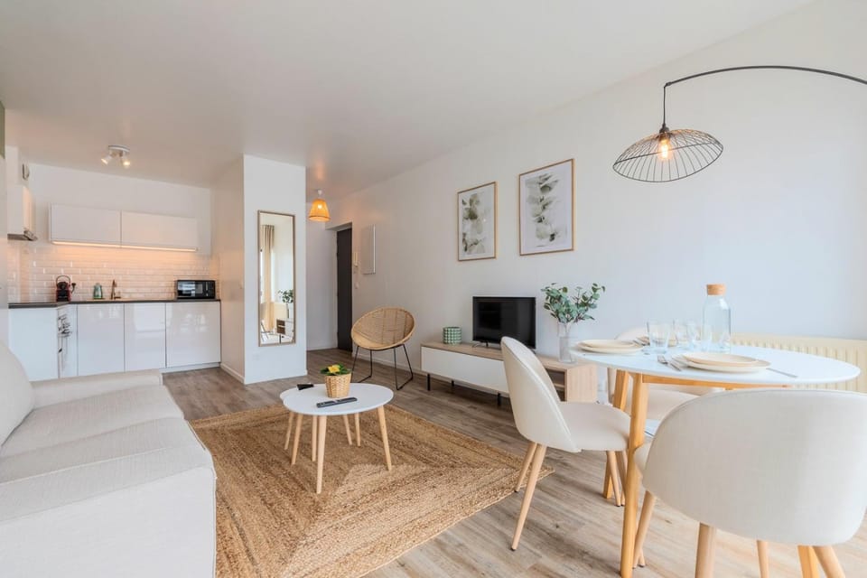 Europe/Flandres stations apartment with balcony! Apartment in Lille