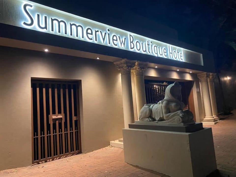 Facade/entrance, Property logo or sign