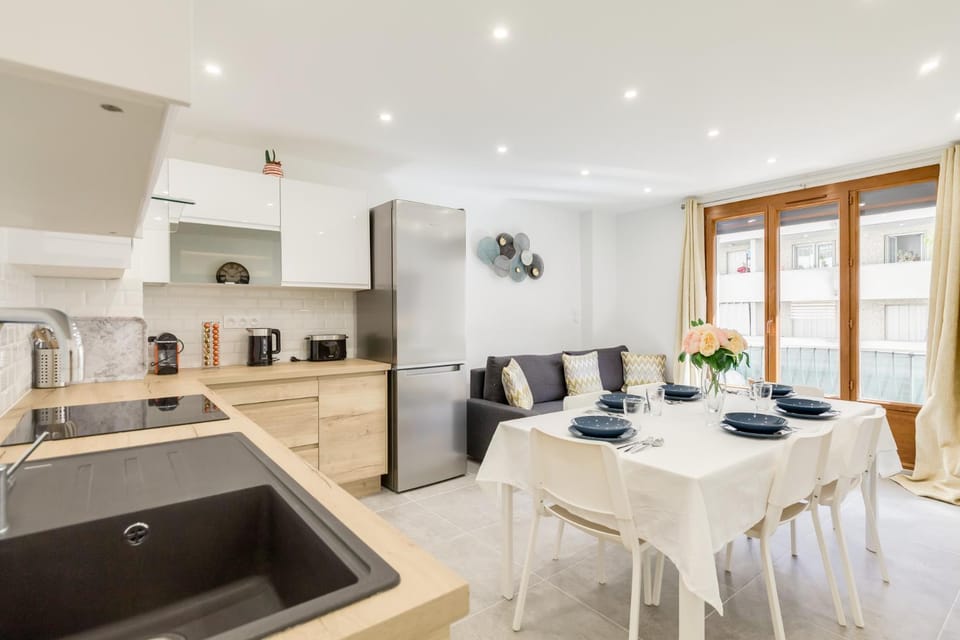 Appartement Gare St Charles Vieux Port 10 Personnes Apartment in Marseille