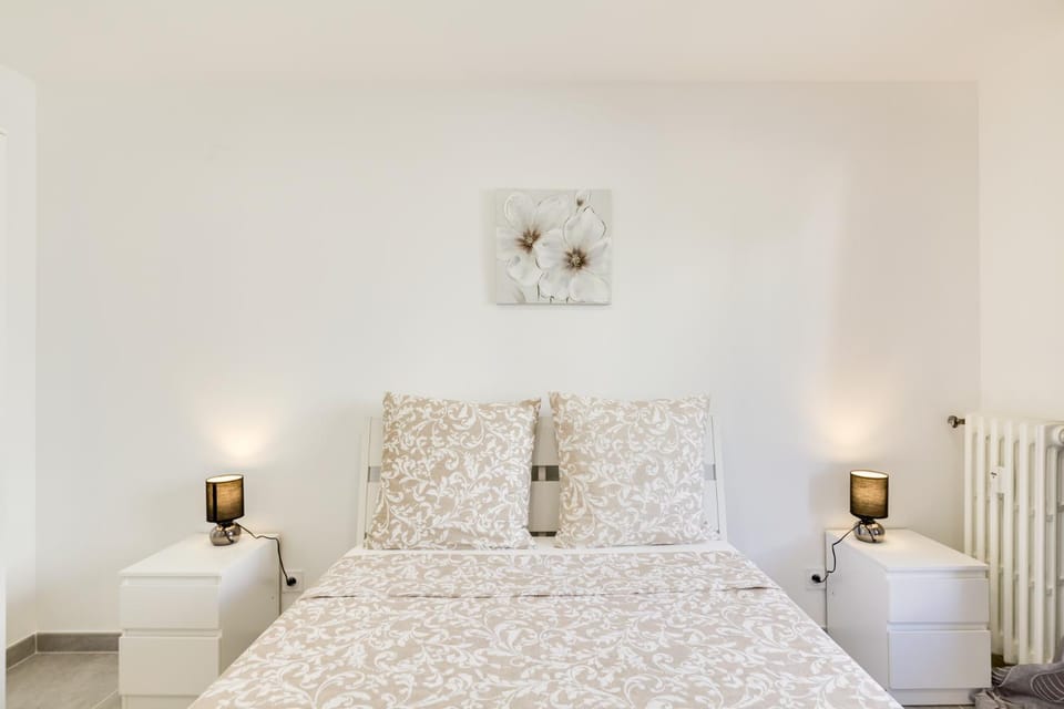 Appartement Gare St Charles Vieux Port 10 Personnes Apartment in Marseille