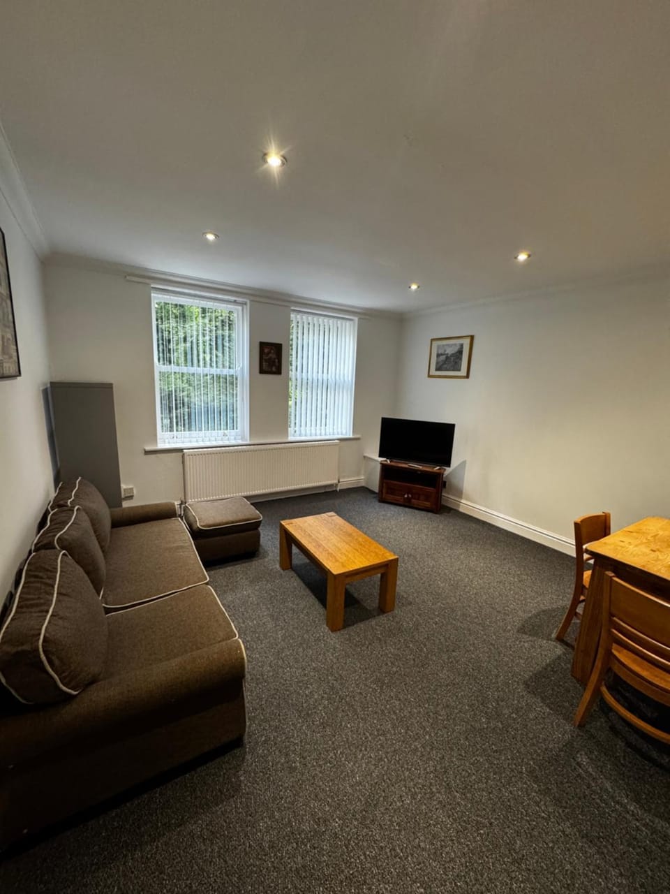 No 4 AT SANDRINGHAM - LARGE 2 BED NEAR SEFTON PARK Apartment in Liverpool