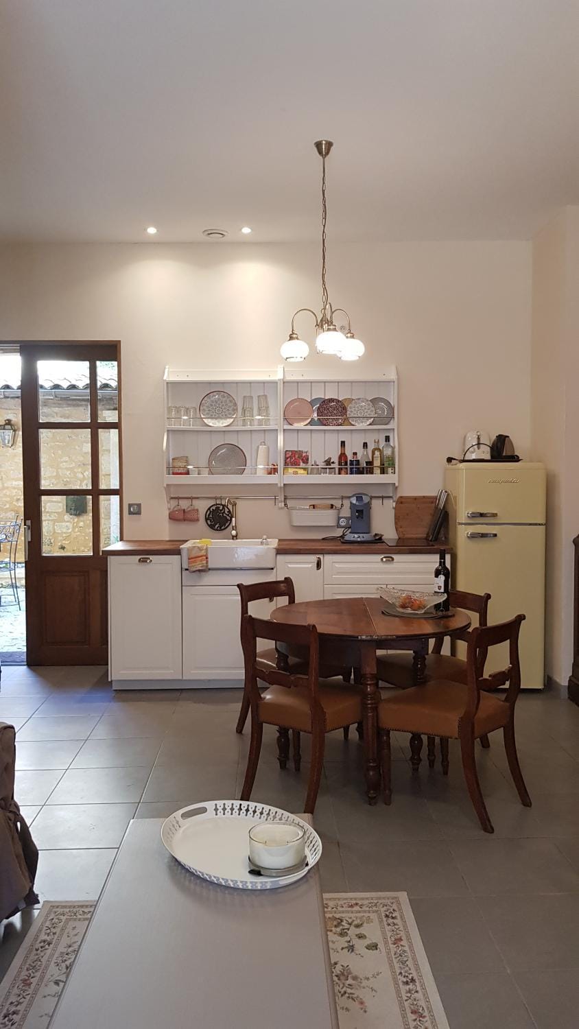 Living room, Dining area