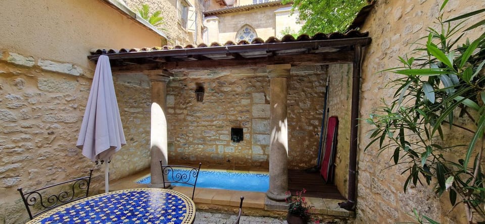 Patio, Pool view, Swimming pool