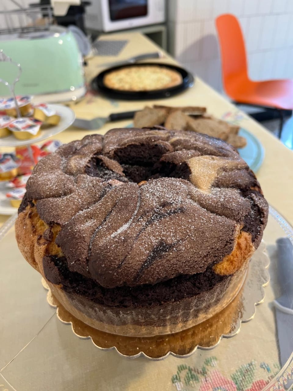 Communal kitchen, Breakfast