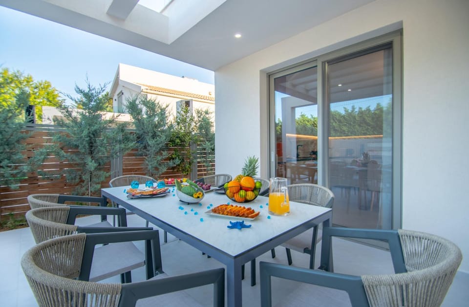 Patio, Balcony/Terrace