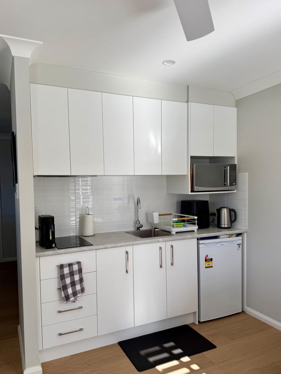 Kitchen or kitchenette, kitchen