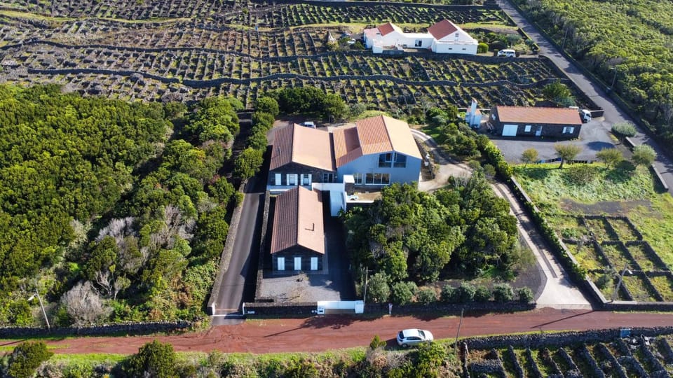 Property building, Bird's eye view, Mountain view, Sea view