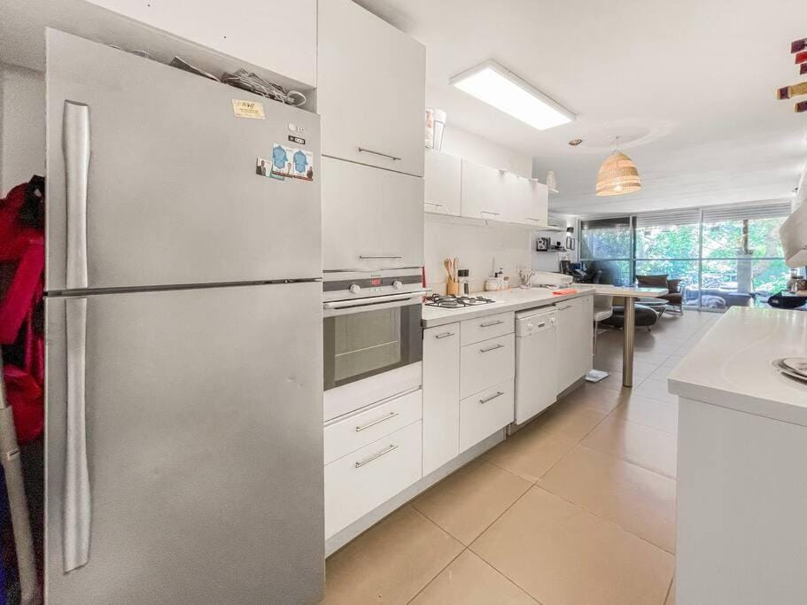 Garden Apartment 1 Min From The Beach Apartment in Herzliya