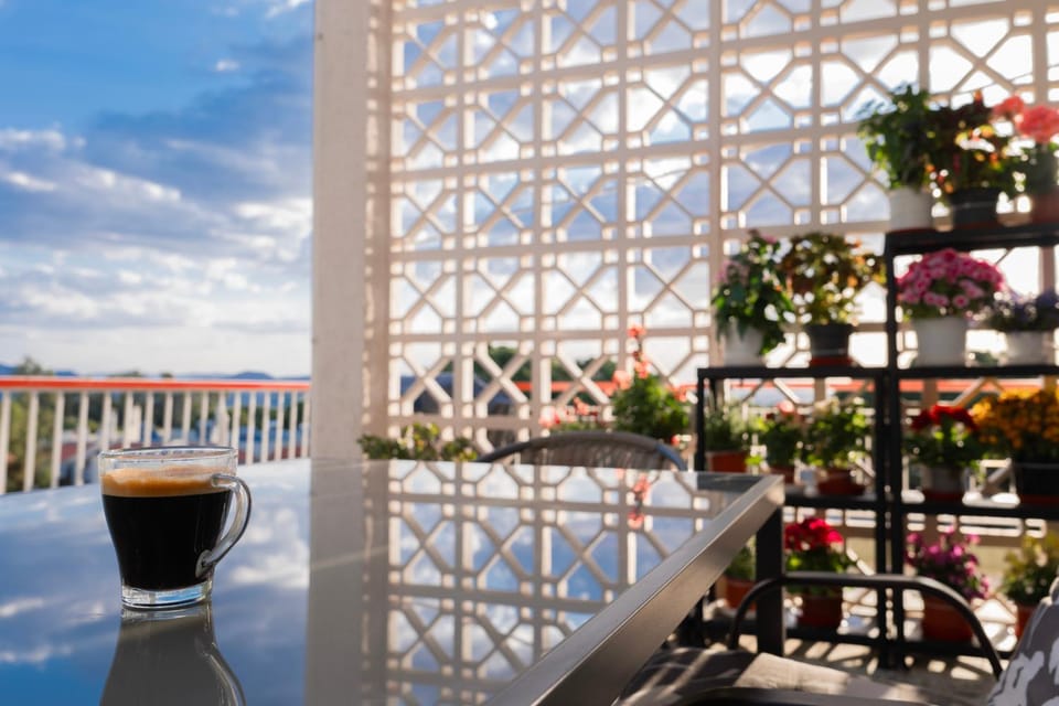 Patio, View (from property/room), Balcony/Terrace