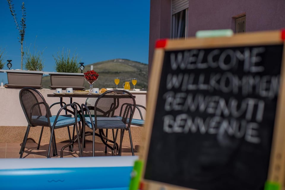 Balcony/Terrace, City view, Sea view, Street view