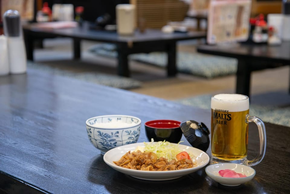 Food and drinks, Food, Dinner, Alcoholic drinks