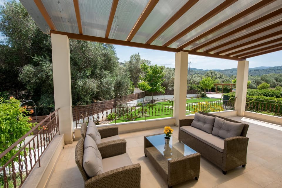 Patio, Balcony/Terrace