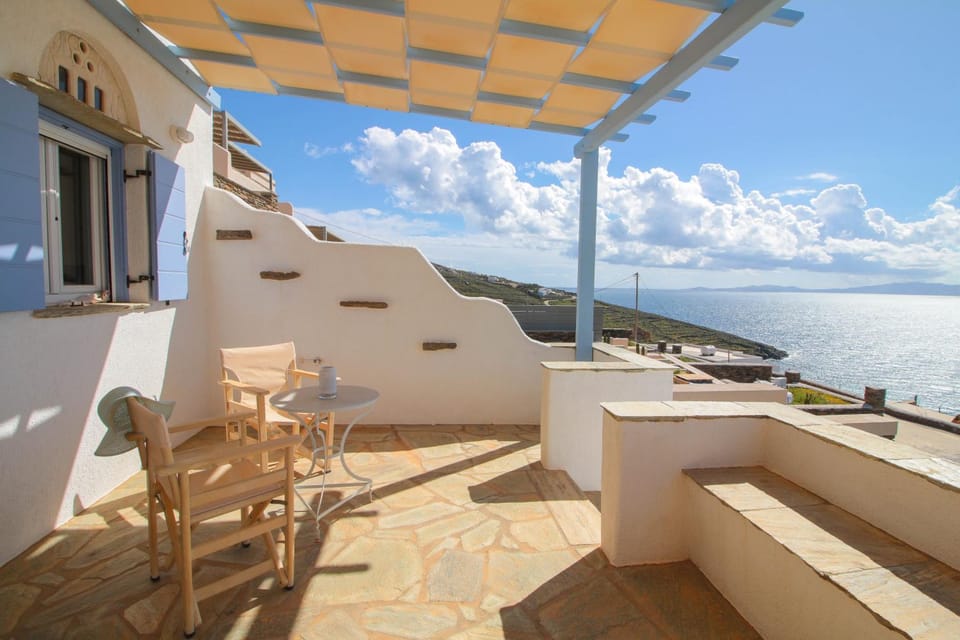 Day, Natural landscape, Balcony/Terrace, Sea view