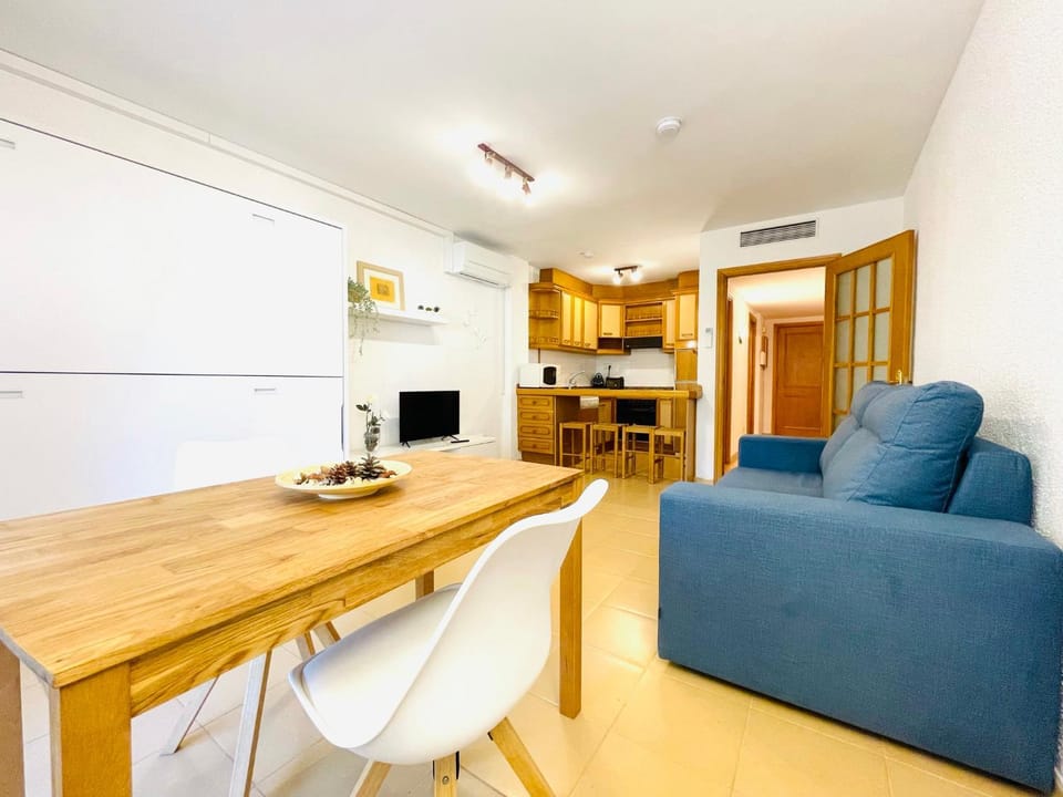 Estudio familiar con piscina en Playa Levante Apartment in Salou