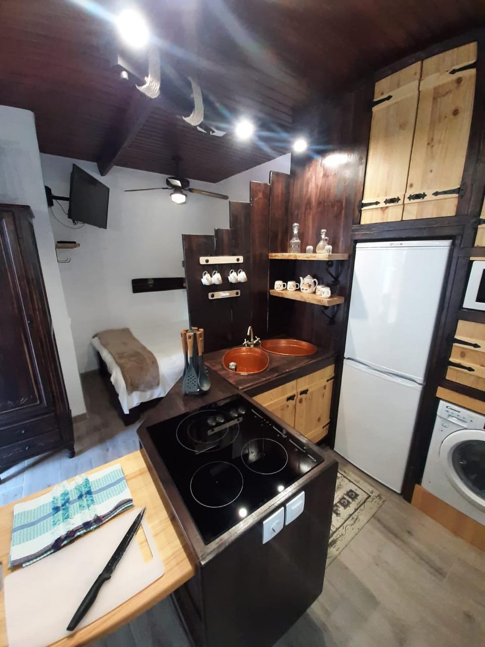 Kitchen or kitchenette