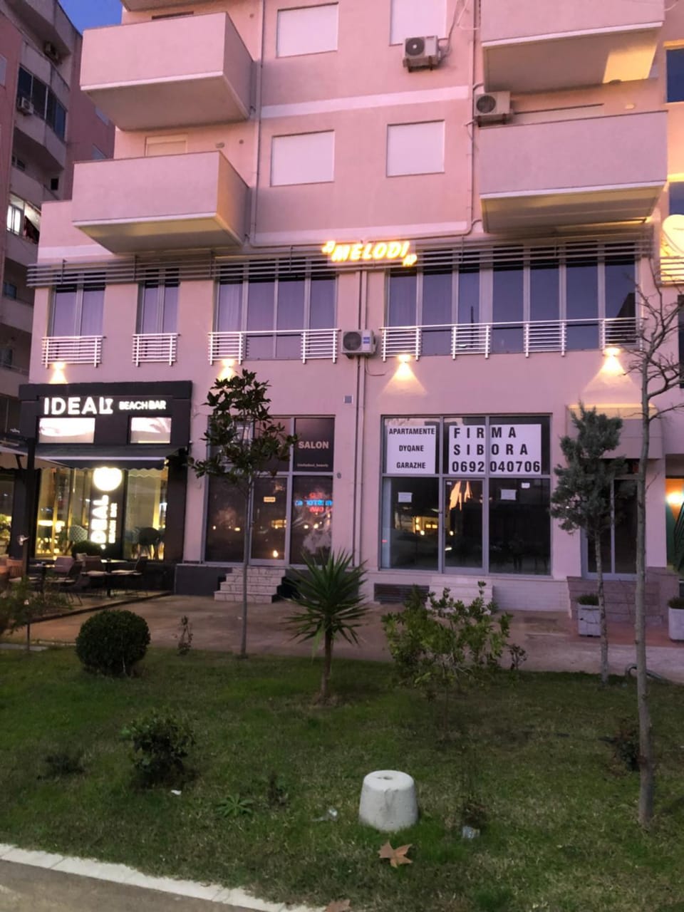 Property building, Day, Street view