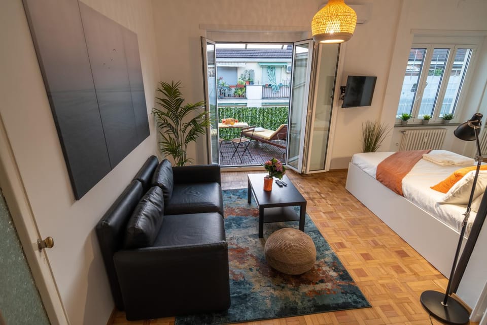 Luminosissimo Appartamento/ terrazzo esposto sud Apartment in Turin