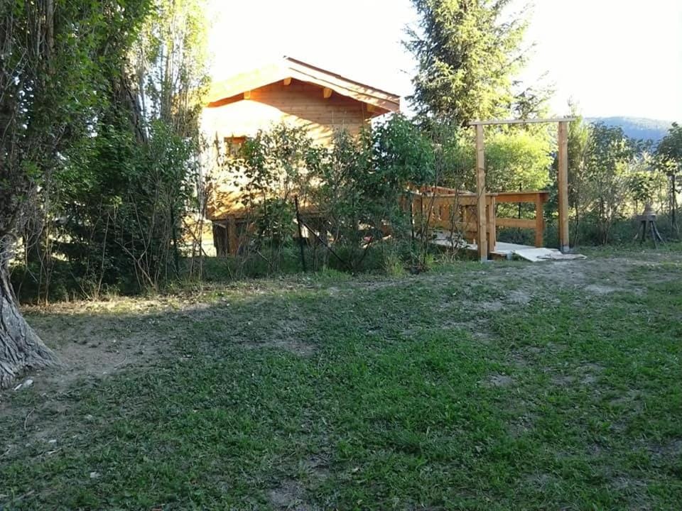 Chalet sur Pilotis Ane'ita de l'Arbenquens Chalet in Provence-Alpes-Côte d'Azur