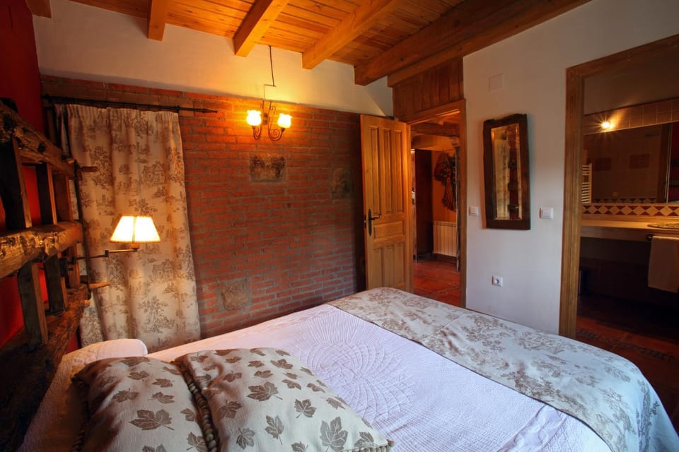 Casa rural El Leñador House in Castile and León