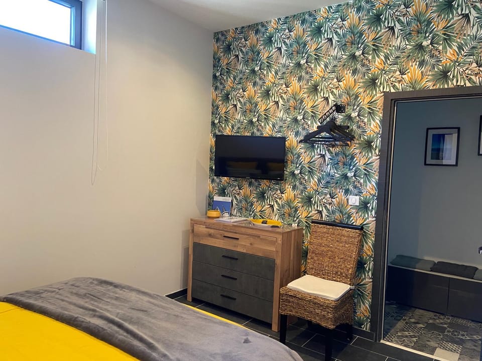 TV and multimedia, Bedroom
