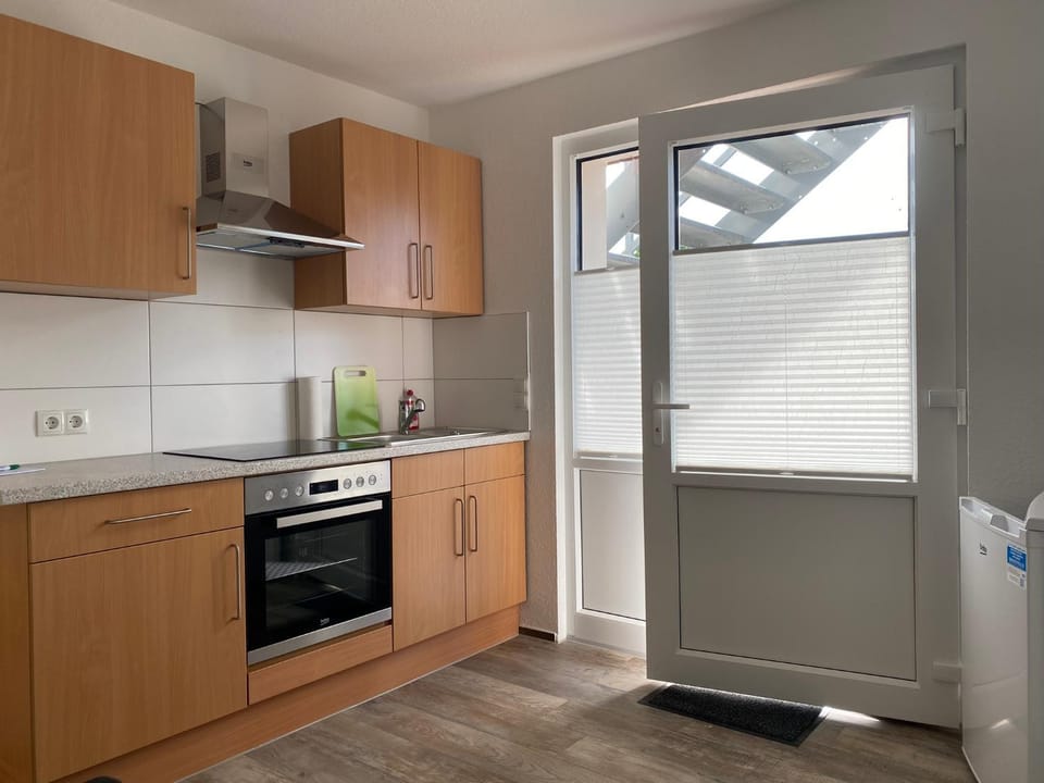 Kitchen or kitchenette, pet friendly, stove