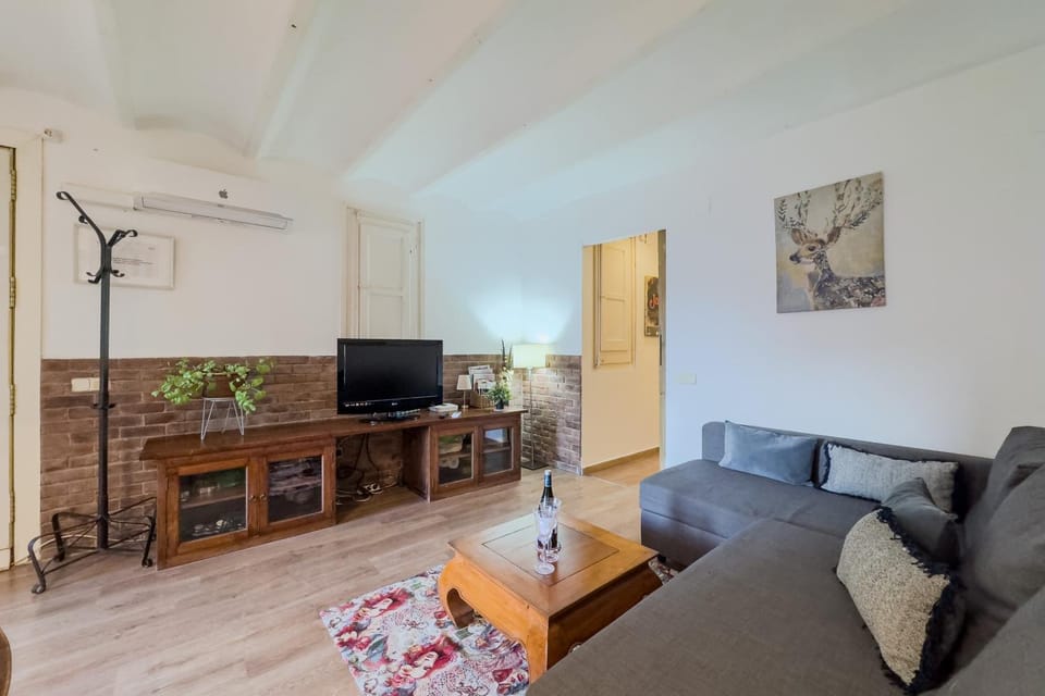 Cozy Place next to Park Güell Apartment in Barcelona