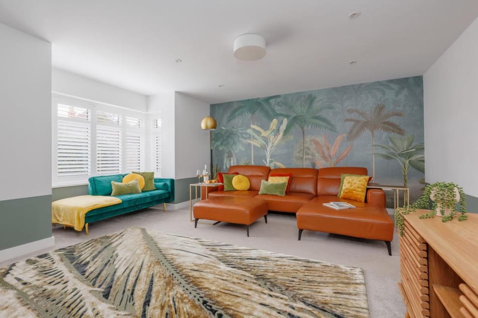 The Laurels by Grandeur Property House in Poole
