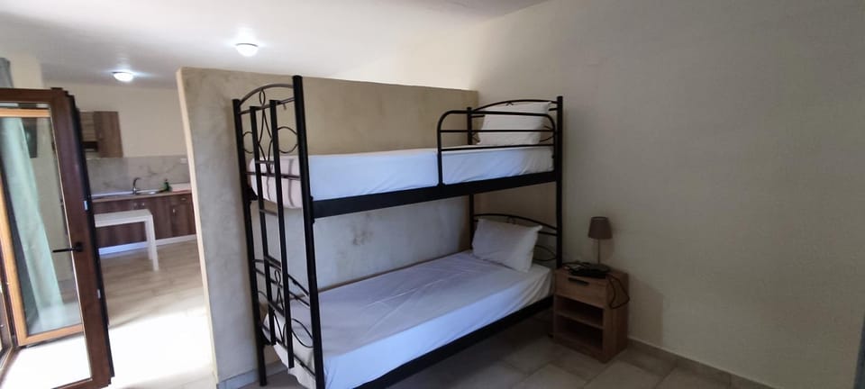 bunk bed