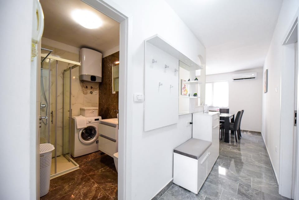 Biserka Apartment in Zadar