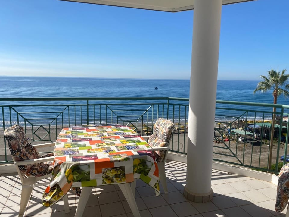 Natural landscape, View (from property/room), Balcony/Terrace, Sea view