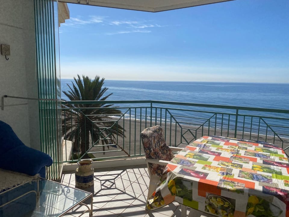 Natural landscape, View (from property/room), Balcony/Terrace, Sea view