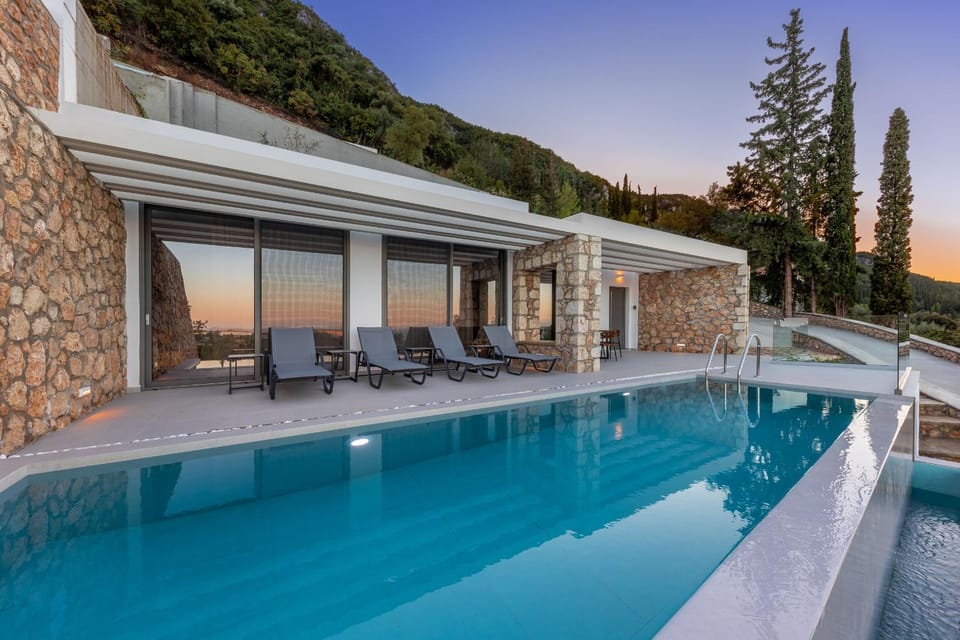 Mountain view, Swimming pool