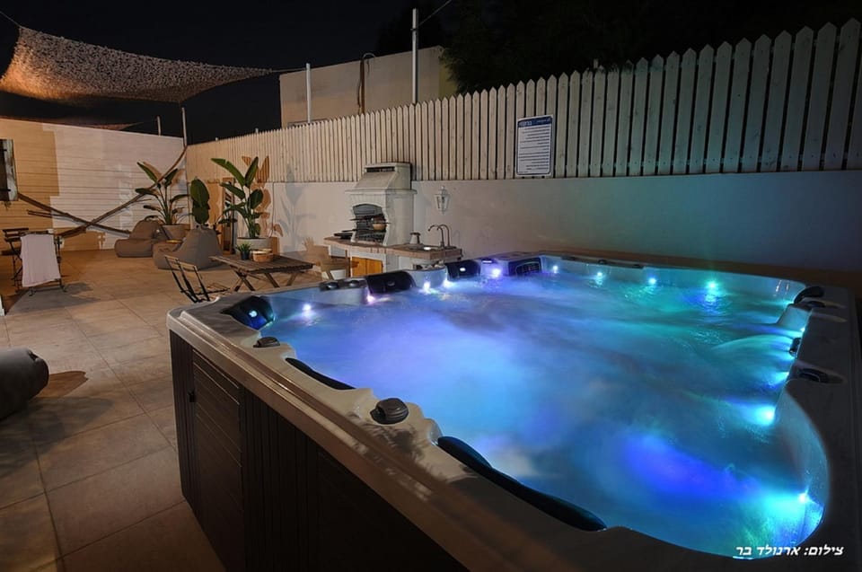 BBQ facilities, Hot Tub
