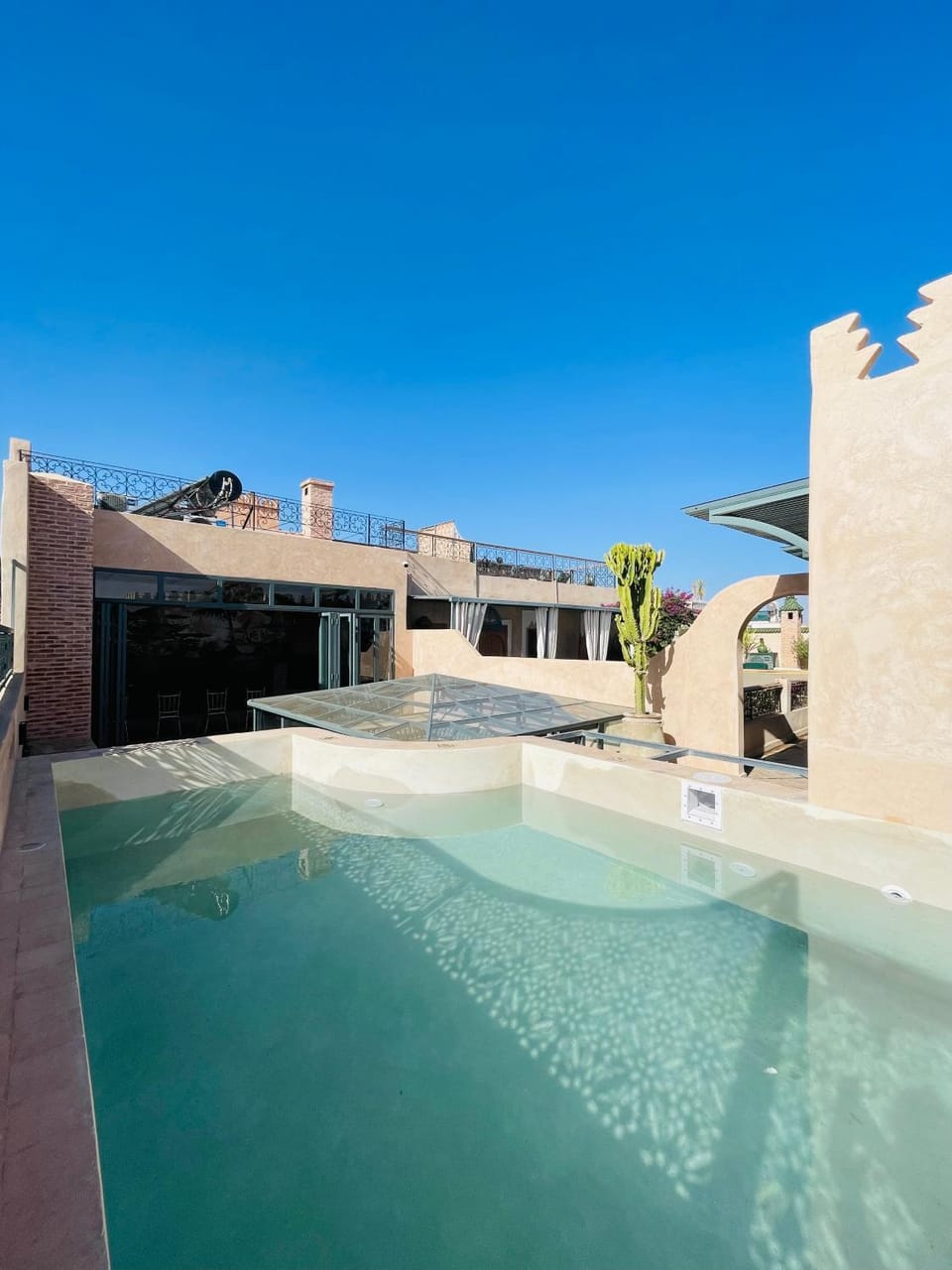 Swimming pool