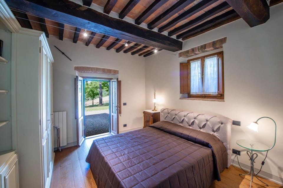 Bed, Photo of the whole room, Bedroom, wardrobe, air conditioner