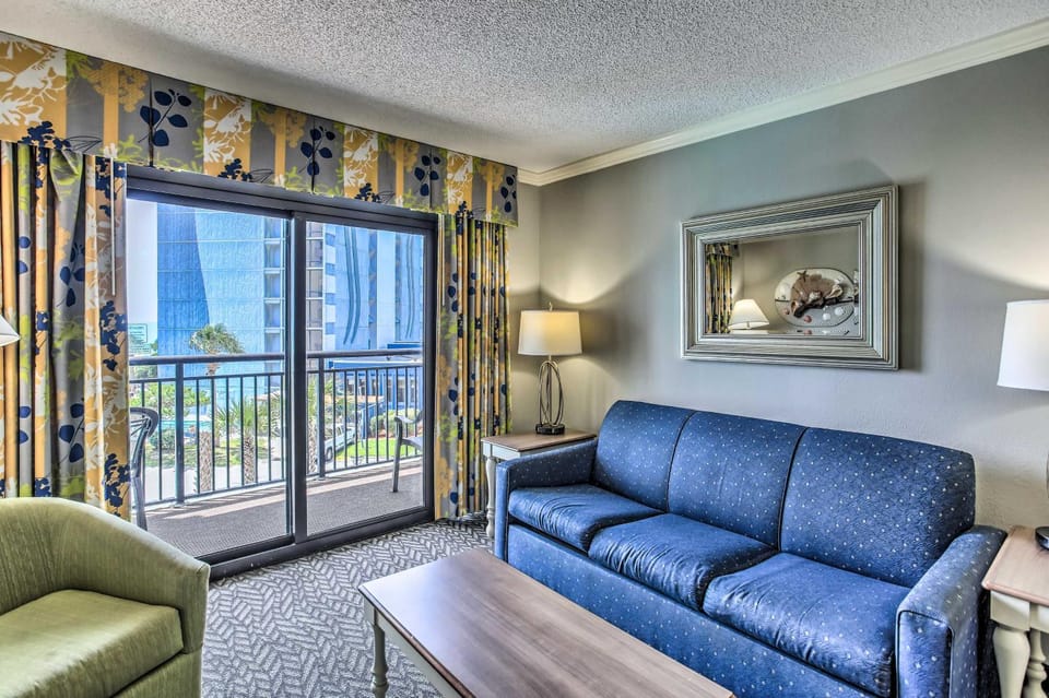Access to Pool, Beach: Ocean-View Myrtle Beach Apt Apartment in Myrtle Beach