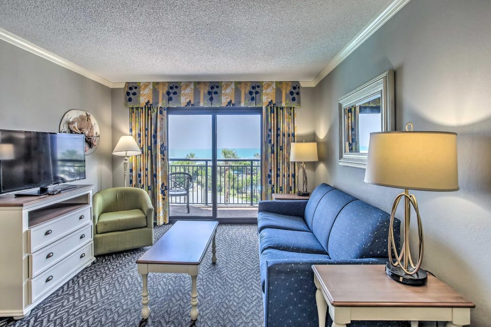 Access to Pool, Beach: Ocean-View Myrtle Beach Apt Apartment in Myrtle Beach