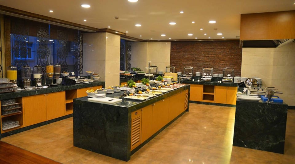 Restaurant/places to eat