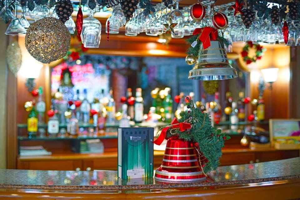 Lounge or bar