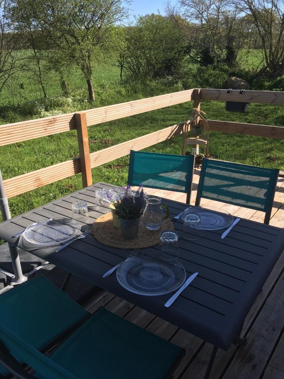 Patio, Natural landscape, Dining area