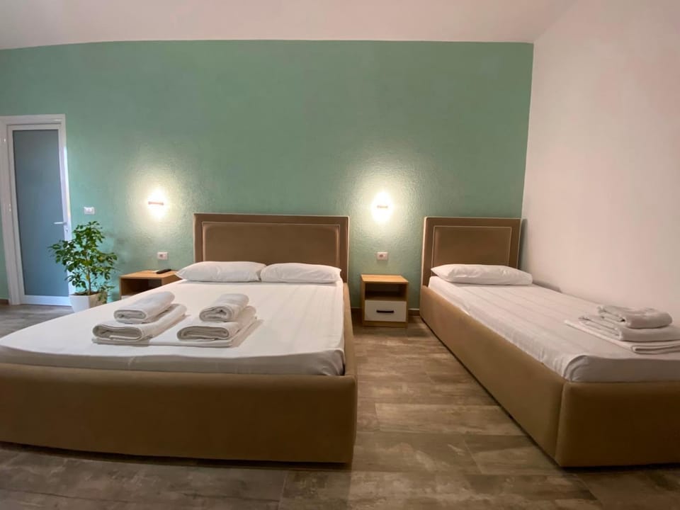 Gray&Oli Studios Apartment in Vlorë
