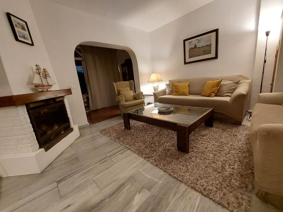 Living room, Seating area, flat iron