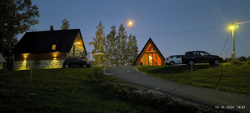 Mountain inn House in Montenegro