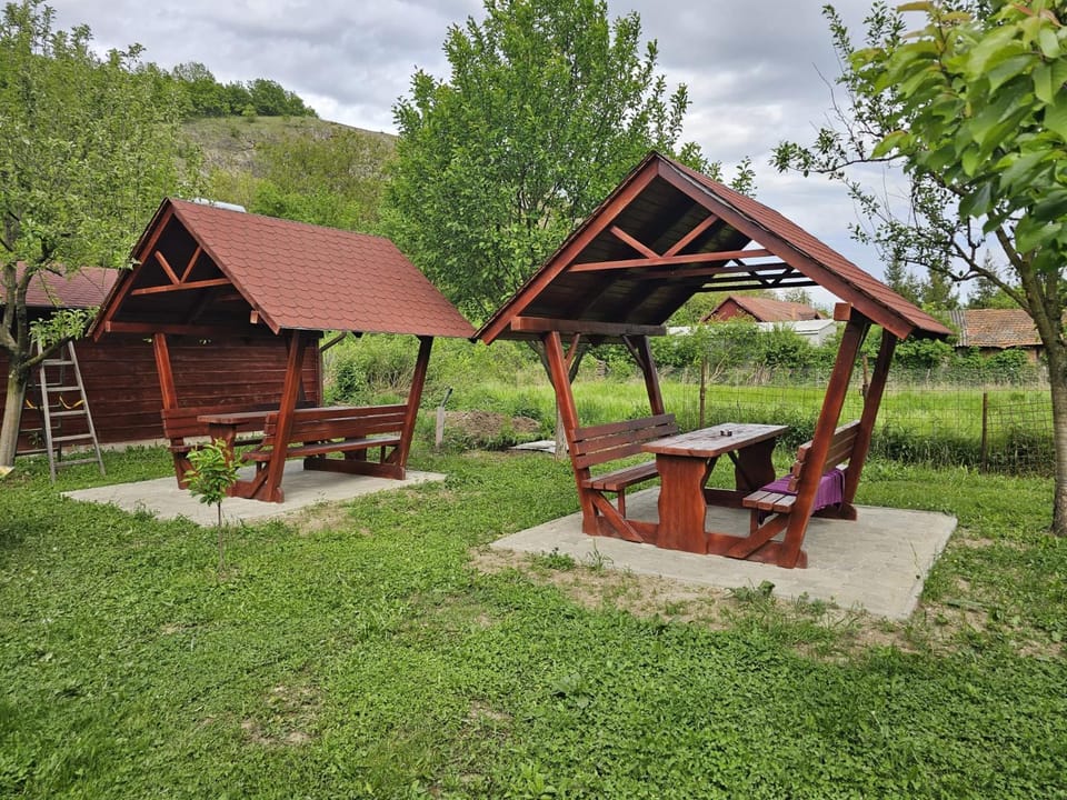 Casute la "Doi pasi de Castel" Campground/ 
RV Resort in Serbia