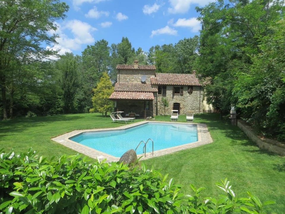 Property building, Natural landscape, Garden, Garden view, Pool view, Swimming pool, sunbed