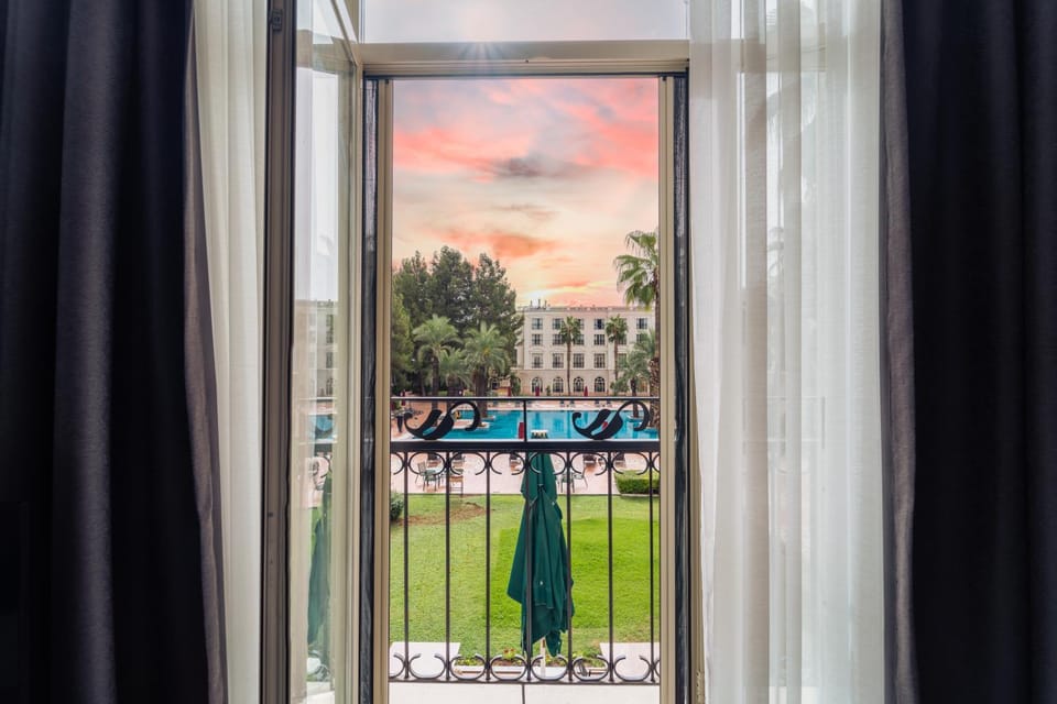 View (from property/room), View (from property/room), Balcony/Terrace