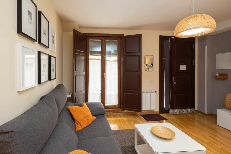 Casa Benito. Garaje. C.Antigüo. Apartment in Zamora
