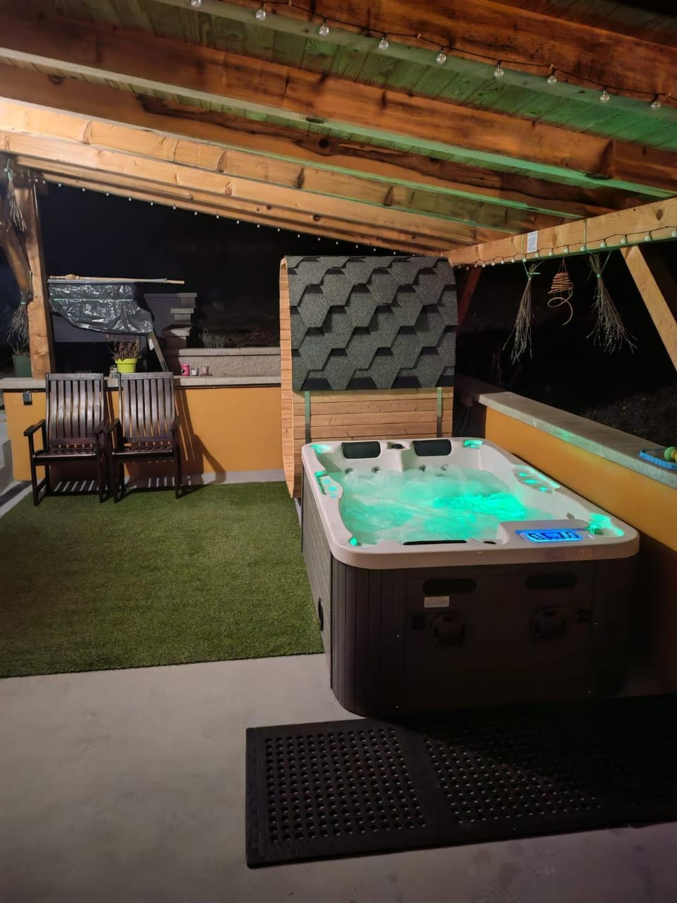 Hot Tub, Balcony/Terrace