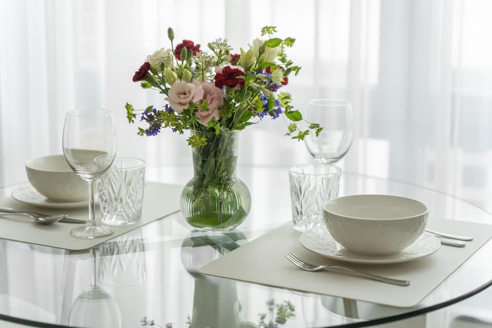 Coffee/tea facilities, Dining area